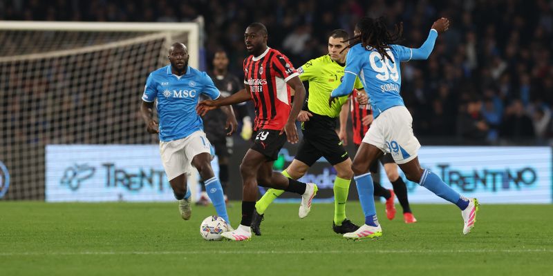 Nhận xét phong độ Napoli vs AC Milan
